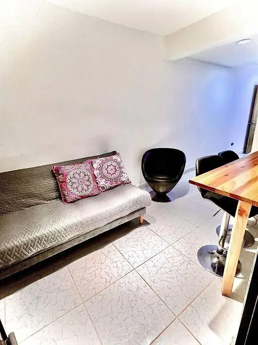 Rentalsop An02 Apartamento En Laureles, A Min Del Estadio, Cerca A Estacion Del Metro Medellin Colombia